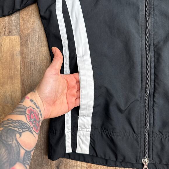 Vintage Nike Soccer Jacket Women's Small Black Athletic Training Fitness 6542 - Picture 5 of 14